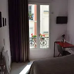 Saint Georges Hotel 2*