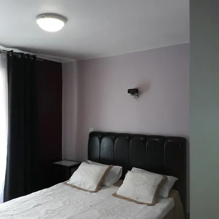 Saint Georges Hotel 2*