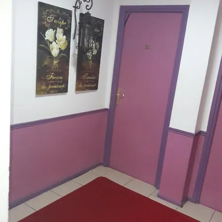 Otel Saint Georges 2*